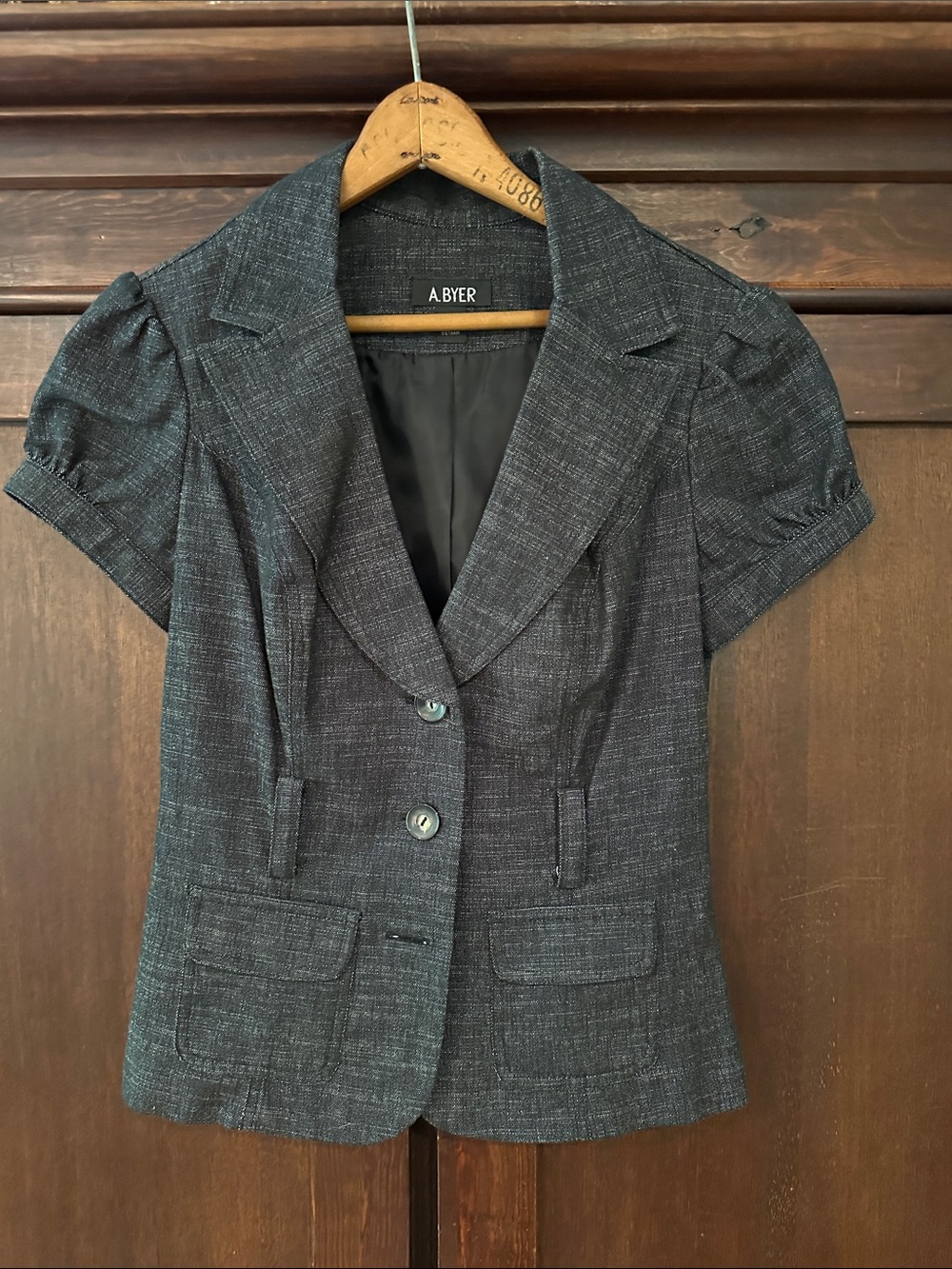 A. Byer Black Textured Short-Sleeve Blazer